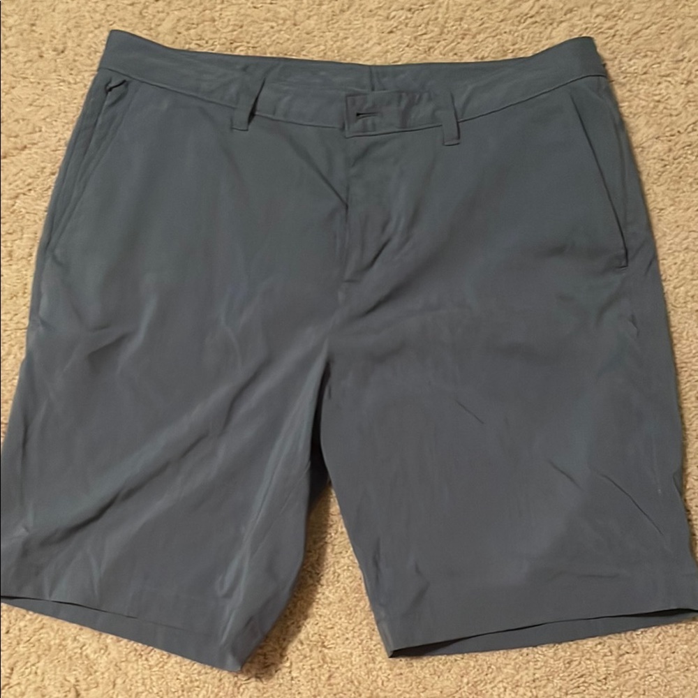 Men's Gray Shorts